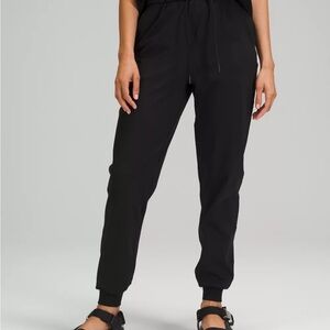 Lululemon Stretch High-Rise Jogger
Full Length